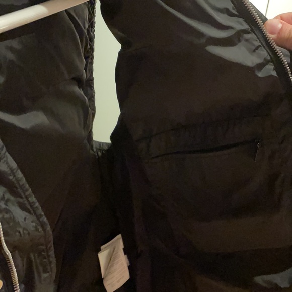 Discontinued RARE Gucci Down Vest NWOT - Picture 8 of 14